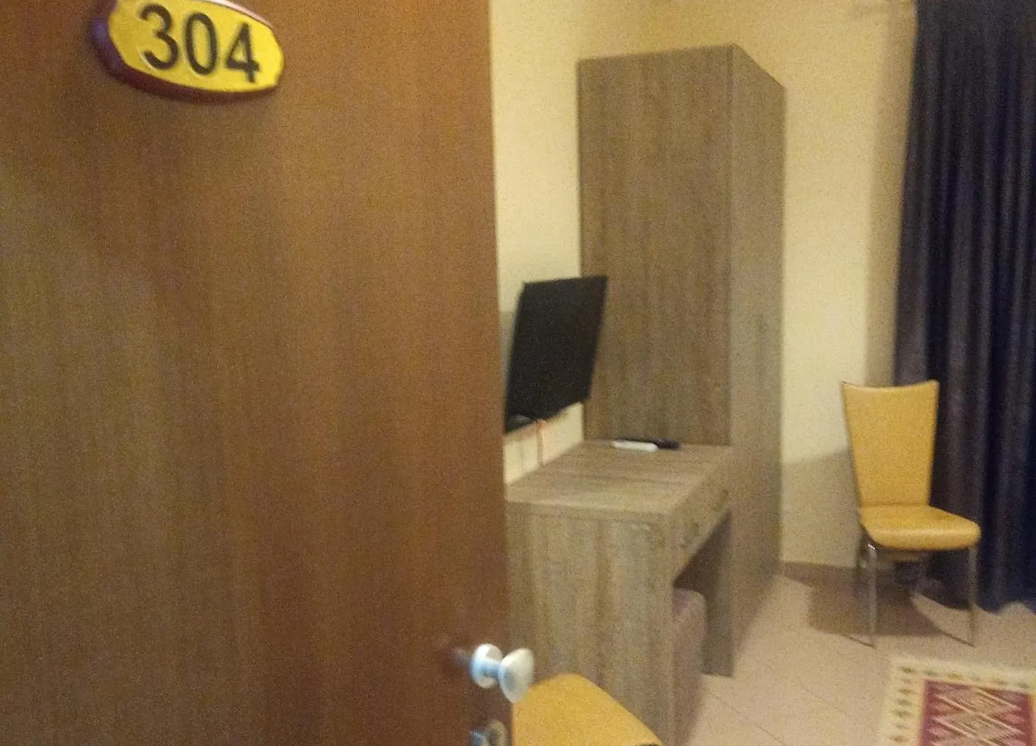 Prince Hotel Fier 3*,  Albania