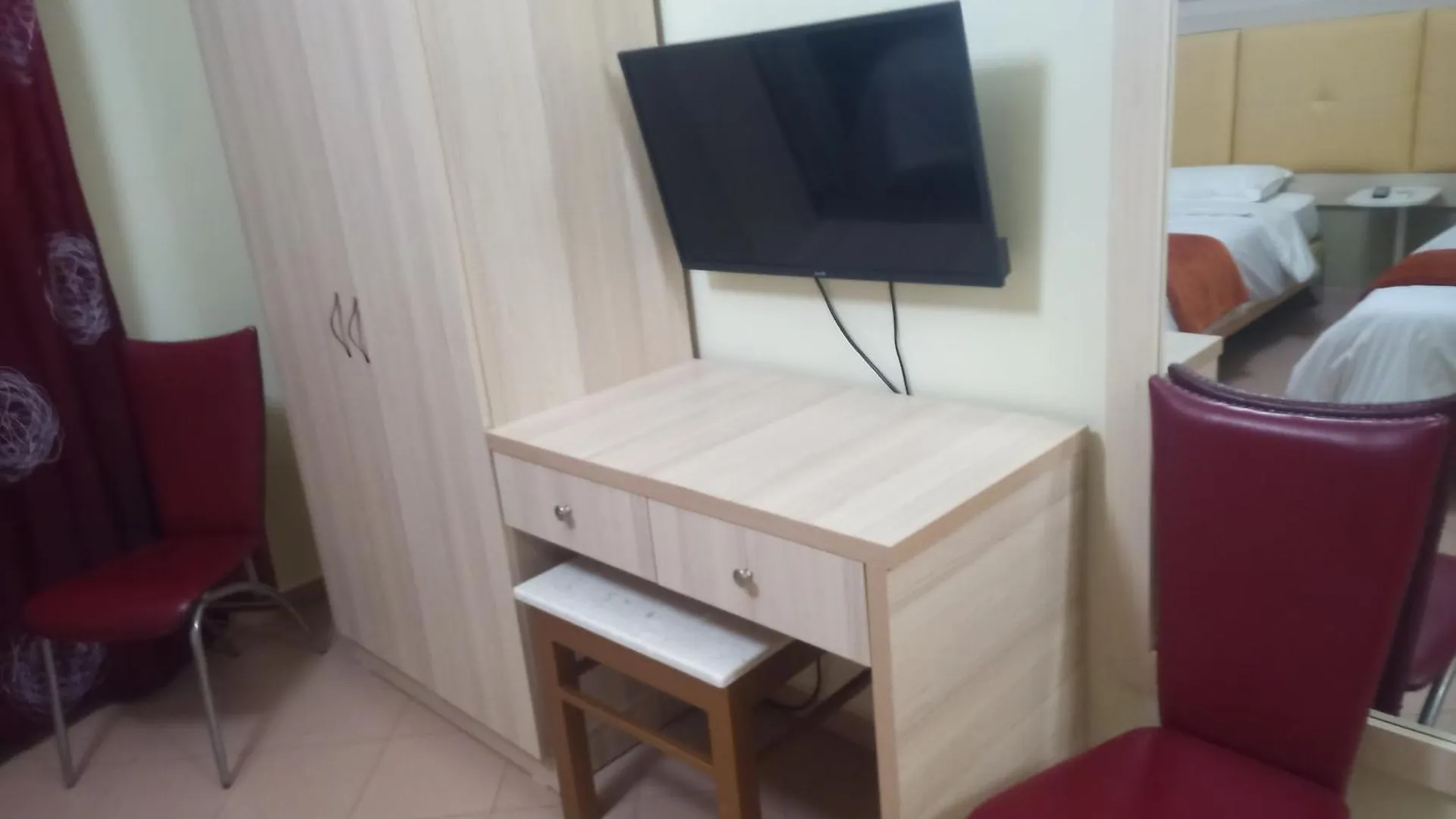 Prince Hotel Fier 3*,  Albania