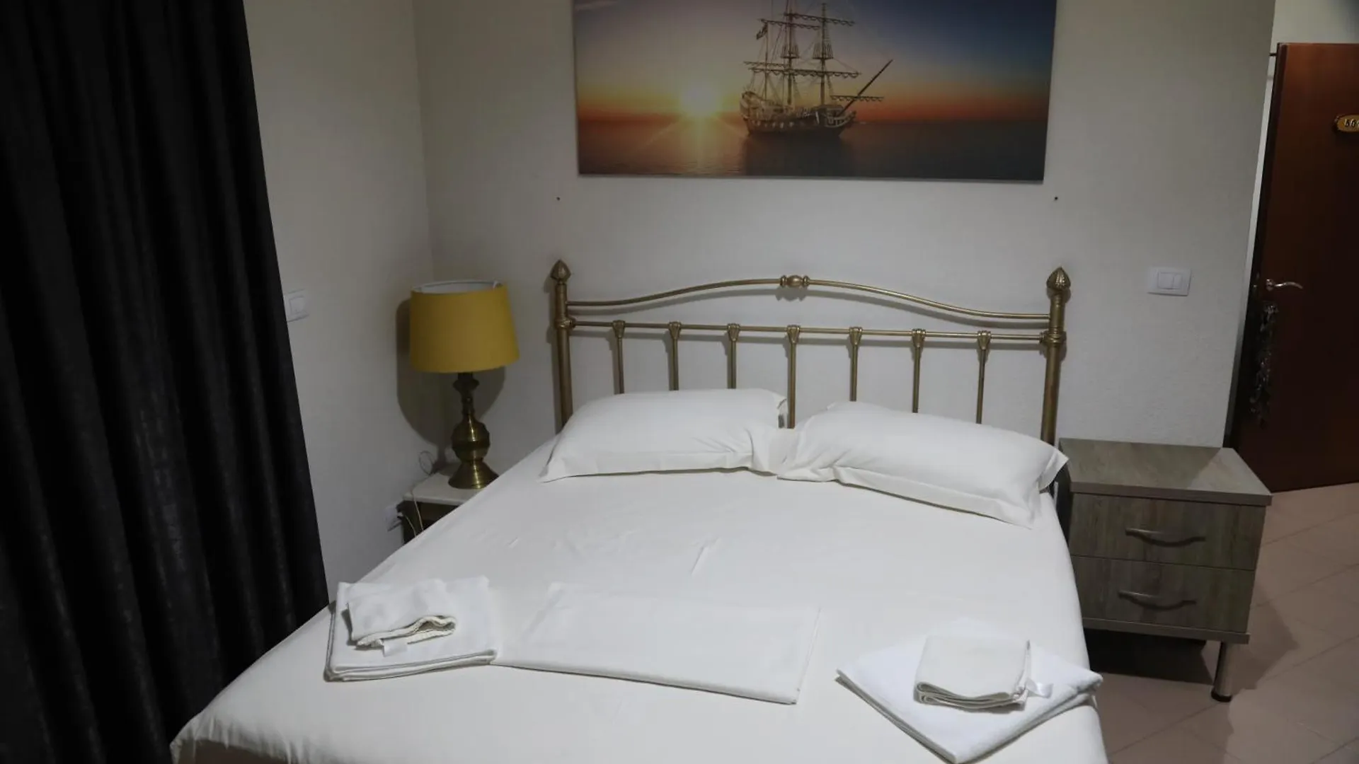 ***  Prince Hotel Fier Albania