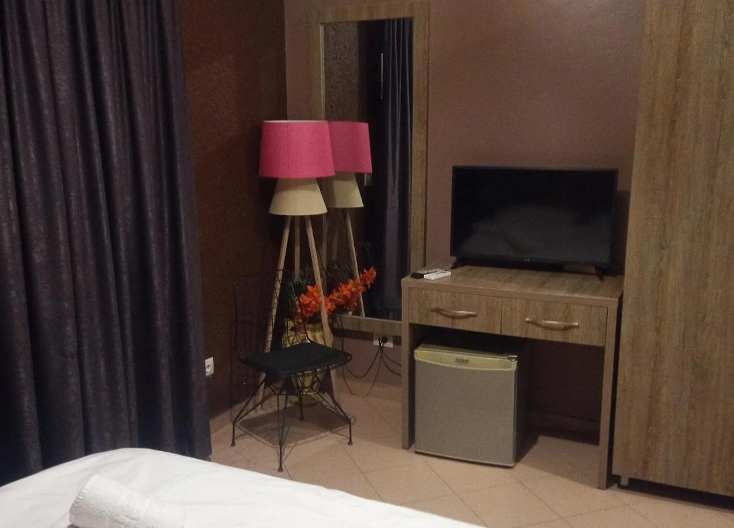 Prince Hotel Fier 3*,