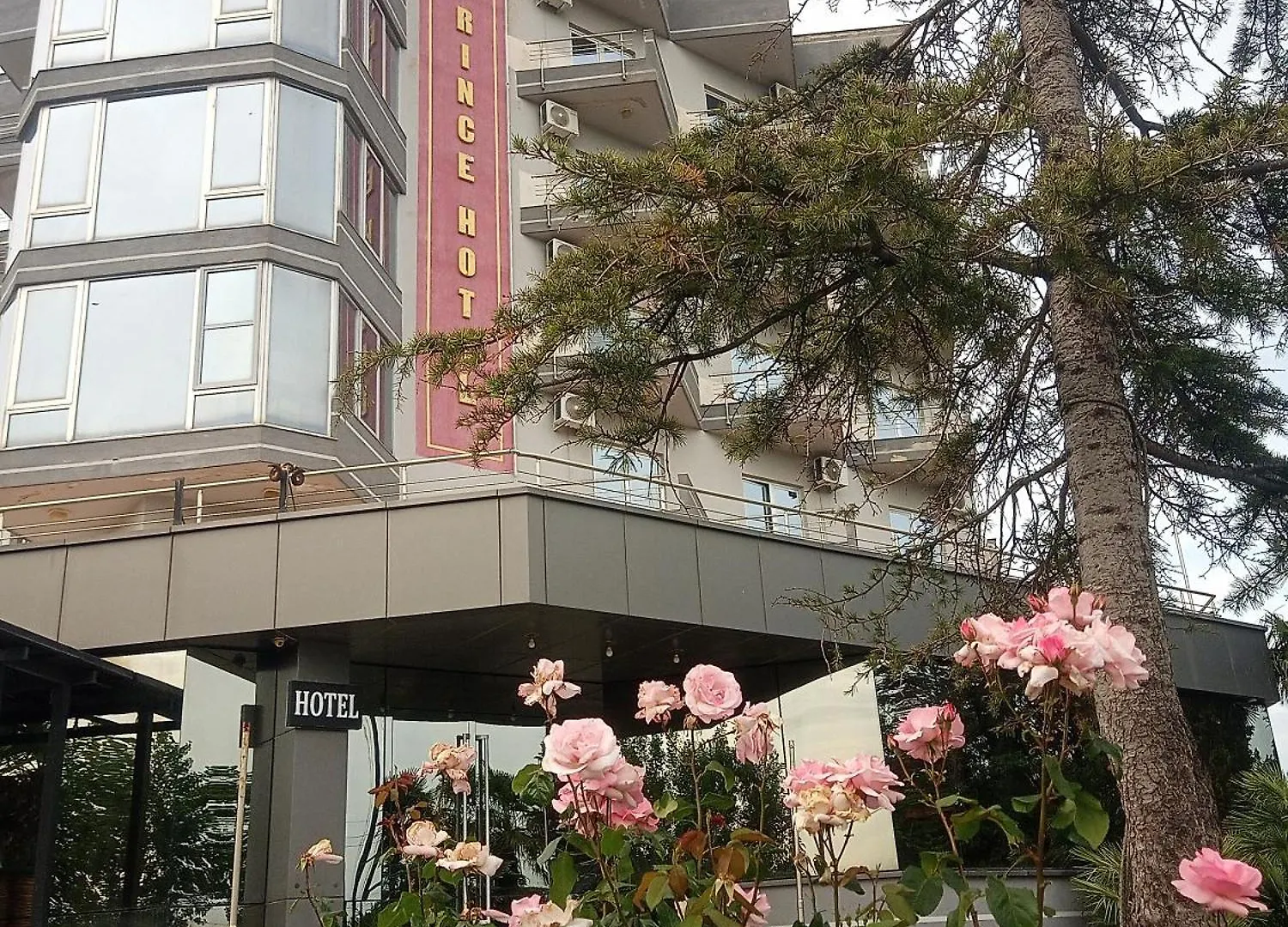 ***  Prince Hotel Fier Albania